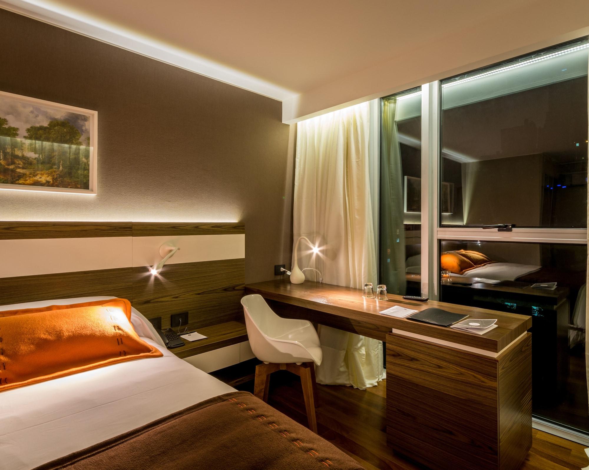 Yrigoyen 111 Hotel Córdoba Eksteriør billede