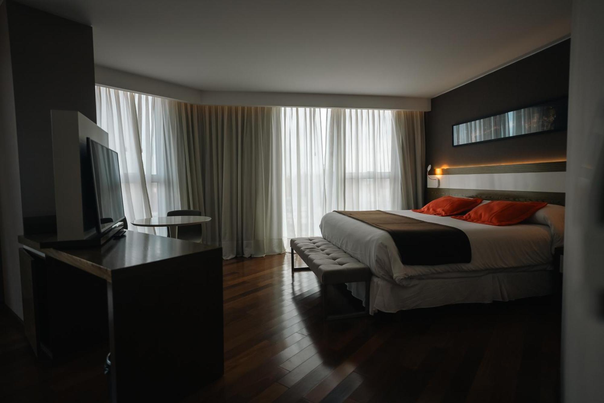 Yrigoyen 111 Hotel Córdoba Eksteriør billede