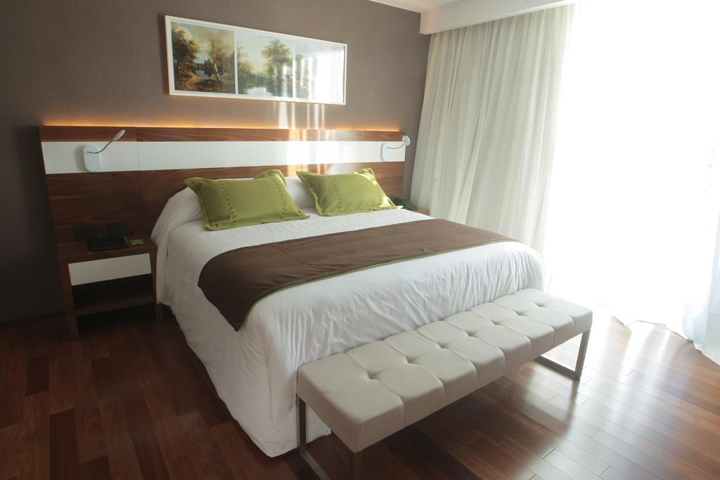 Yrigoyen 111 Hotel Córdoba Eksteriør billede